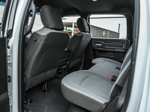 Used 2021 RAM 2500 Big Horn AWD/4WD image 34