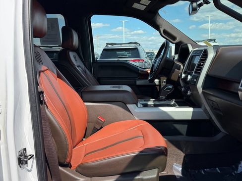 Used 2019 Ford F150 King Ranch w/ Equipment Group 601A Luxury AWD/4WD image 23