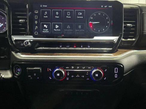 Used 2024 GMC Sierra 3500 SLE image 11