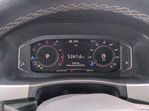 Used 2022 Volkswagen Atlas Cross Sport SE FWD image 11
