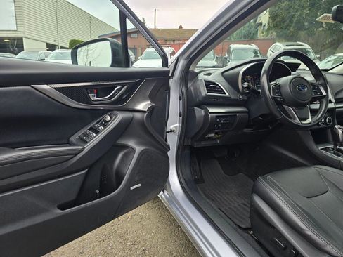 Used 2017 Subaru Impreza 2.0i Limited image 21