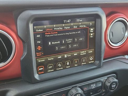 Used 2020 Jeep Gladiator Rubicon image 24