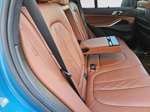 Used 2026 BMW X5 M60i image 21