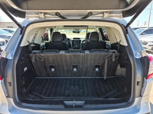 Used 2022 Subaru Ascent Onyx Edition image 10