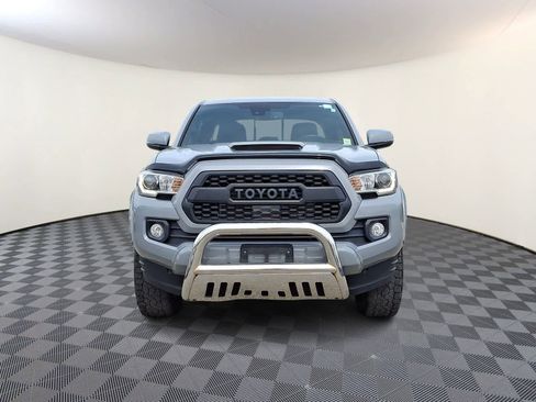 Certified 2020 Toyota Tacoma TRD Sport w/ TRD Premium Sport Package AWD/4WD image 3