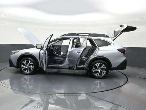 Used 2021 Subaru Outback Limited AWD/4WD image 34
