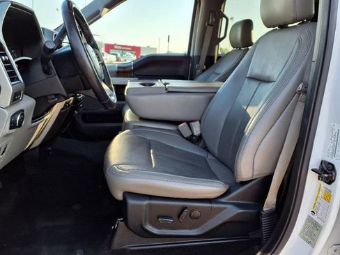 Used 2019 Ford F150 Lariat image 8