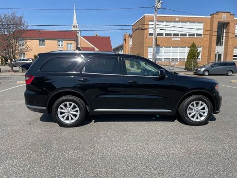 Used 2019 Dodge Durango SXT AWD/4WD image 4