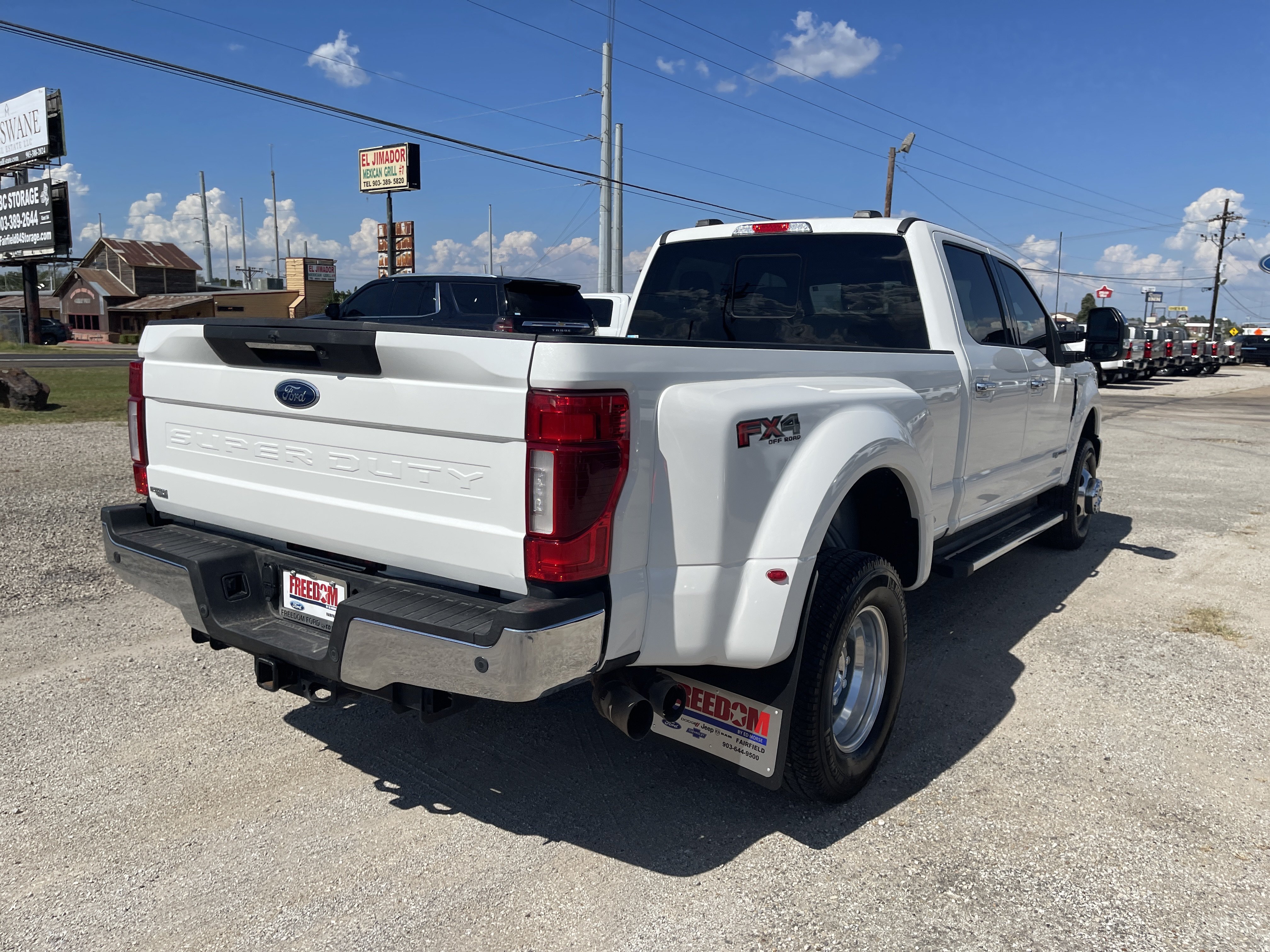 Used 2021 Ford F350 Lariat w/ Lariat Ultimate Package AWD/4WD image 4