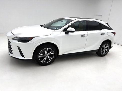 Used 2023 Lexus RX 350 Premium w/ Accessory Package AWD/4WD image 8