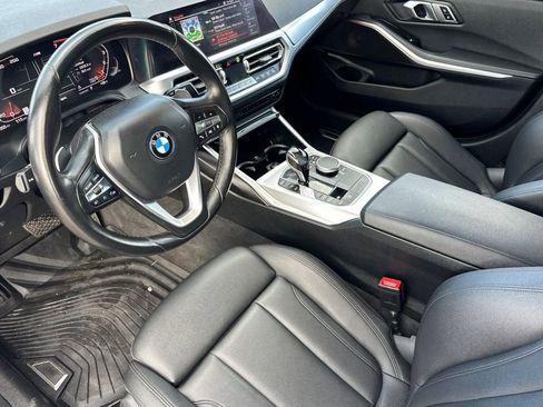 Used 2019 BMW 330i Sedan w/ Driving Assistance Package image 10