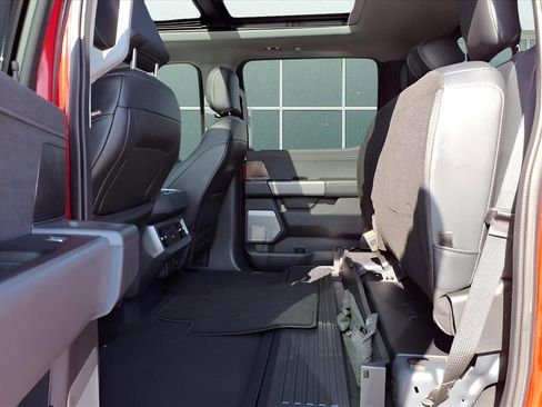 Used 2024 Ford F350 Lariat w/ Lariat Ultimate Package image 20