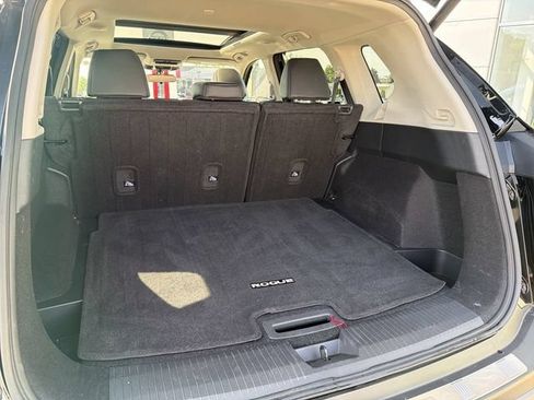 Certified 2023 Nissan Rogue SV w/ SV Premium B Package AWD/4WD image 27