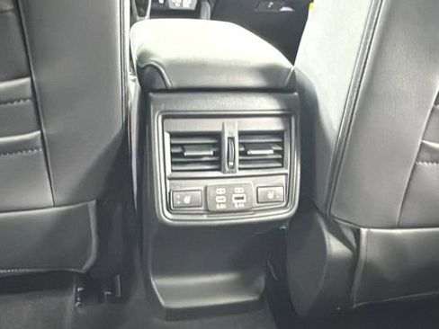 New 2026 Subaru Outback Touring XT image 37