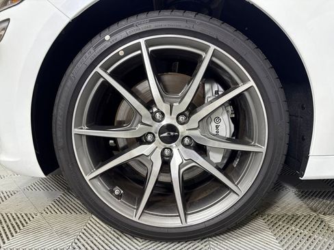 New 2026 Genesis G70 2.5T Prestige image 12