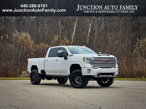 Used 2021 GMC Sierra 2500 Denali w/ Denali Ultimate Package image 1
