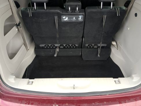 Used 2018 Chrysler Pacifica Touring-L Plus image 36