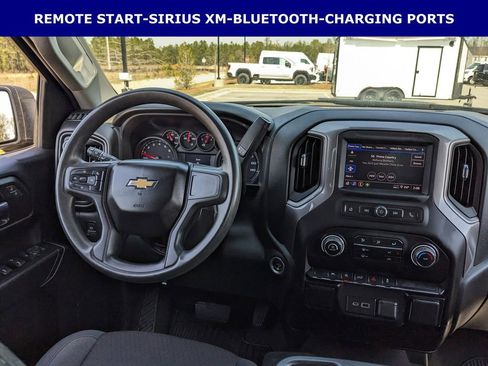 Used 2023 Chevrolet Silverado 1500 Custom AWD/4WD image 11