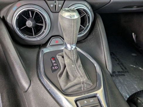 Certified 2022 Chevrolet Camaro LT w/ RS Package image 16