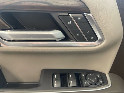 New 2026 GMC Sierra 1500 SLT w/ SLT Premium Plus Package image 19