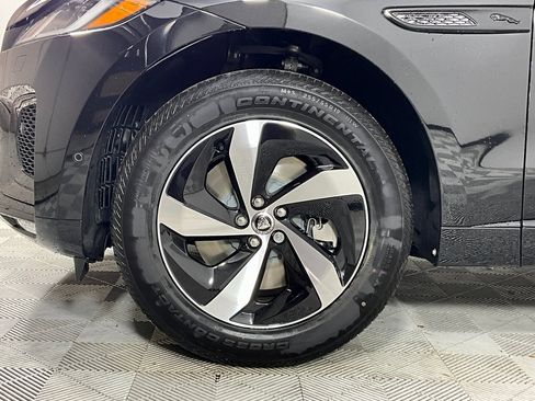 New 2026 Jaguar F-PACE R-Dynamic S image 9