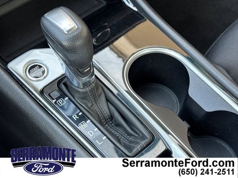 Used 2024 Nissan Altima 2.5 SV image 21