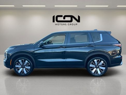 New 2026 Mitsubishi Outlander SE AWD/4WD image 2