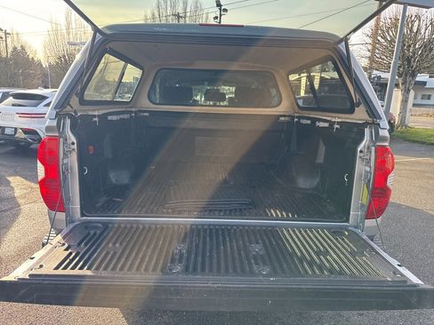 Used 2014 Toyota Tundra SR5 image 12