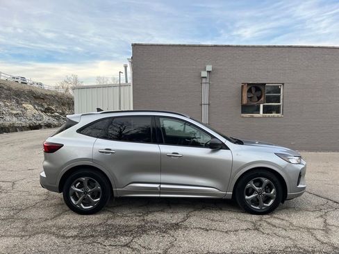 Certified 2023 Ford Escape ST-Line w/ Tech Pack #1 image 4
