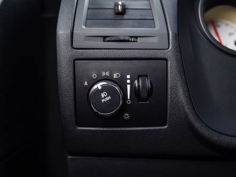 Used 2013 Dodge Challenger R/T Plus image 59