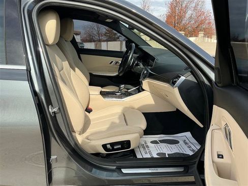 Used 2020 BMW 330i Sedan w/ Premium Package image 39