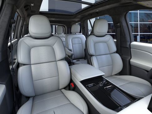 New 2026 Lincoln Aviator Black Label image 10
