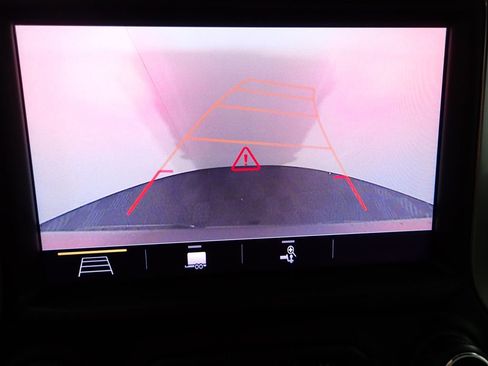 Used 2019 Chevrolet Silverado 1500 LTZ w/ LTZ Premium Package image 11