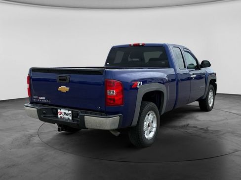 Used 2011 Chevrolet Silverado 1500 LT w/ All-Star Edition AWD/4WD image 8