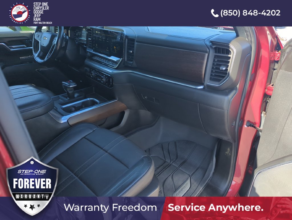 Used 2024 Chevrolet Silverado 1500 High Country AWD/4WD image 34