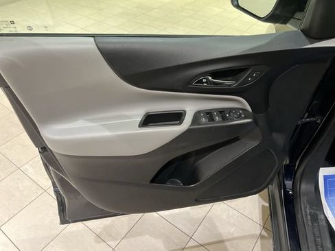Used 2020 Chevrolet Equinox LT FWD image 20