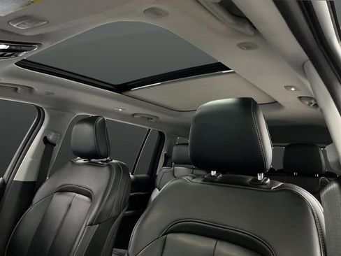 Used 2023 Jeep Grand Cherokee L Limited image 7