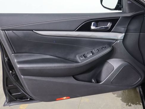 Used 2023 Nissan Maxima SV w/ Floor Mat Group FWD image 19