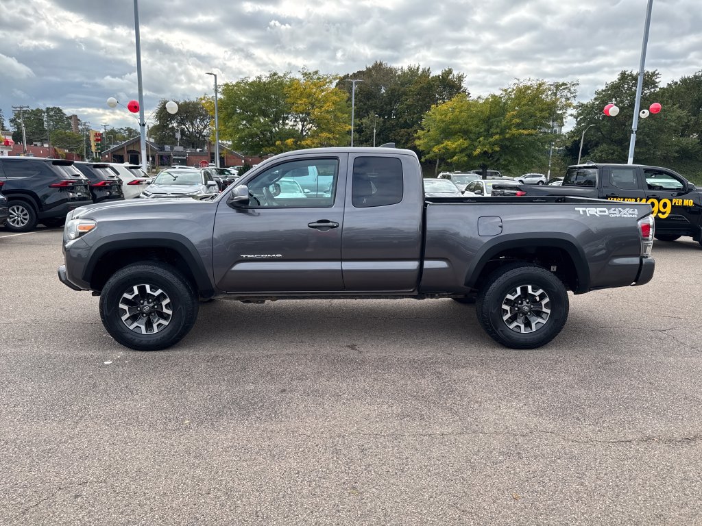 Used 2020 Toyota Tacoma TRD Off-Road w/ Technology Package AWD/4WD image 4