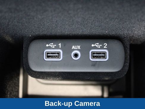 Used 2023 Chrysler 300 Touring L w/ Popular Equipment Group image 17