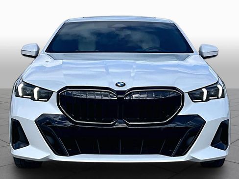 Used 2027 BMW 540i xDrive w/ M Sport Package AWD/4WD image 3