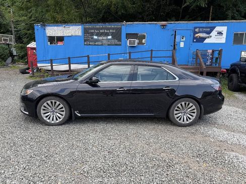 Used 2010 Saab 9-5 Aero w/ Rear Passenger Package AWD/4WD image 2