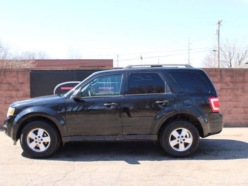 Used 2012 Ford Escape XLT image 2
