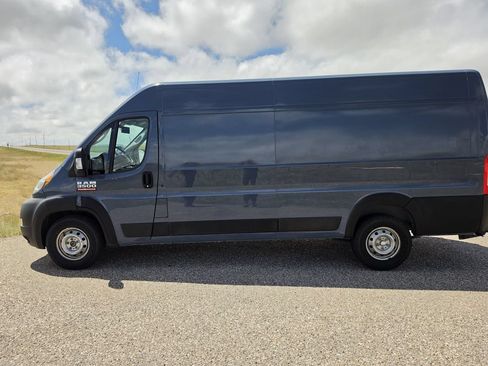 Used 2019 RAM ProMaster 3500 FWD image 2