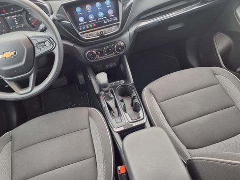 Certified 2023 Chevrolet TrailBlazer LT w/ Convenience Package image 10