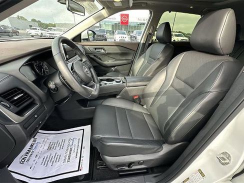 Certified 2023 Nissan Rogue SV w/ SV Premium B Package image 11