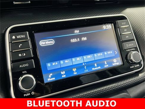 New 2025 Nissan Kicks Play S image 6