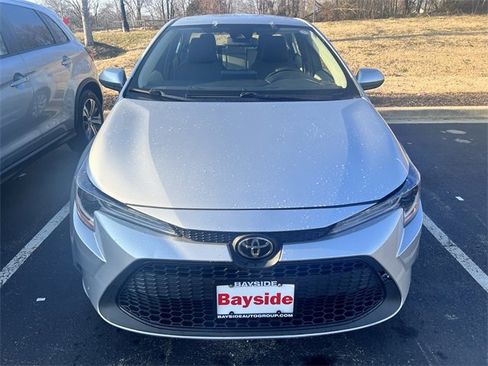 Used 2022 Toyota Corolla LE image 37