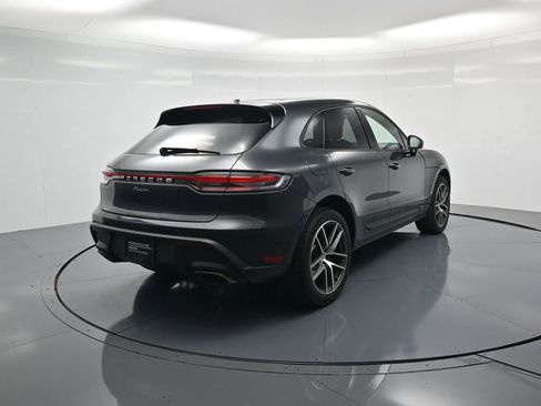 Used 2026 Porsche Macan AWD/4WD image 30