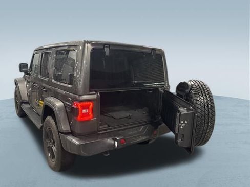 Used 2021 Jeep Wrangler Unlimited Sahara AWD/4WD image 18